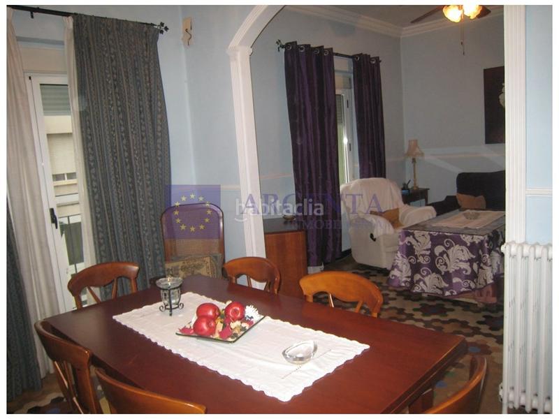 Foto d3c3d073-cf2d-48c4-9f52-4c0eb85ff5d5. Etagenwohnung mit pool in Casco Antiguo Cáceres