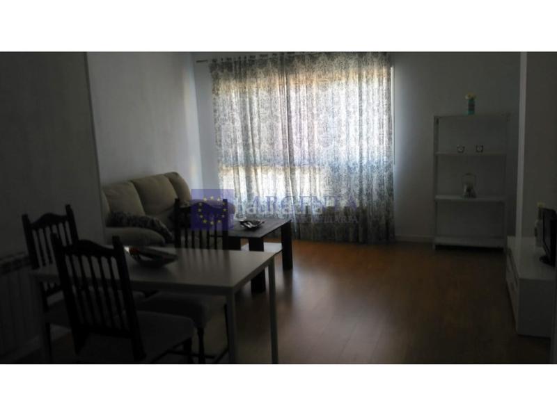Foto f4cc54a7-5436-4ef0-aa4f-994ed1ab0ba3. Flat with heating parking in La Cañada - Aldea Moret Cáceres