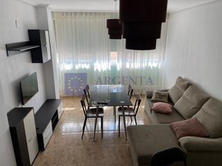 Pis a Casco Antiguo. Piso en venta en plaza italia cáceres