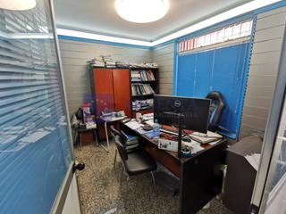 Local commercial  N/a. Local comercial perú