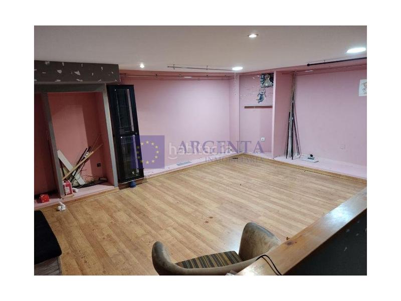 Foto 9189f0e3-1130-4317-982a-f341249f7c10. Lloguer local comercial a nuevo Cáceres Cáceres