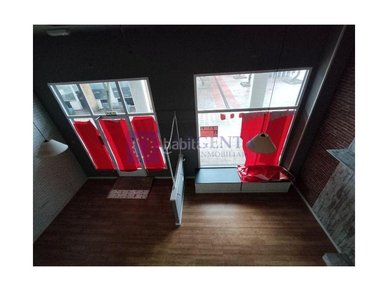 Foto 0d6d2bf5-c69b-483e-9529-508896583526. Rent business premise in nuevo Cáceres Cáceres