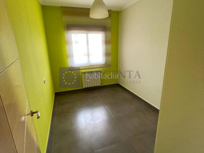 Foto fe53e6d3-65f0-479d-a004-c94992624e49. Miete etagenwohnung mit heizung parking in nuevo Cáceres Cáceres