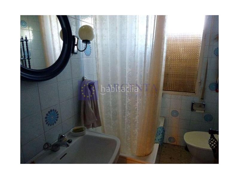 Foto bc2e19ca-f215-4e90-af4b-4b24cc2a4f71. Masia a Malpartida de Cáceres