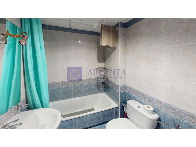 Foto b27051f2-3618-4b81-9d2f-f5810206e029. Piso apartamento en fratres en Centro Cáceres