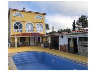 Chalet  N/a. Chalet malpartida