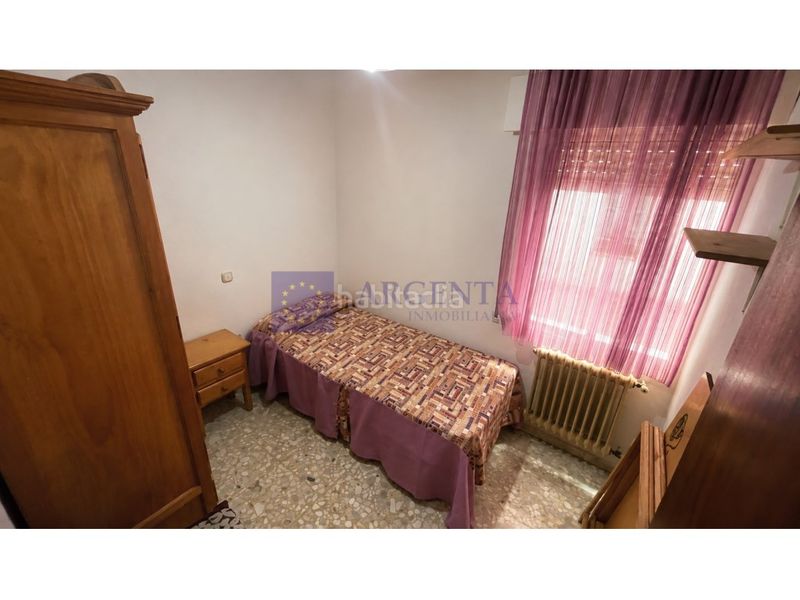 Foto 07c98273-245b-4ce5-9a84-ca59efd4ecc6. Piso venta piso Centro alquiler estudiantes en Centro Cáceres