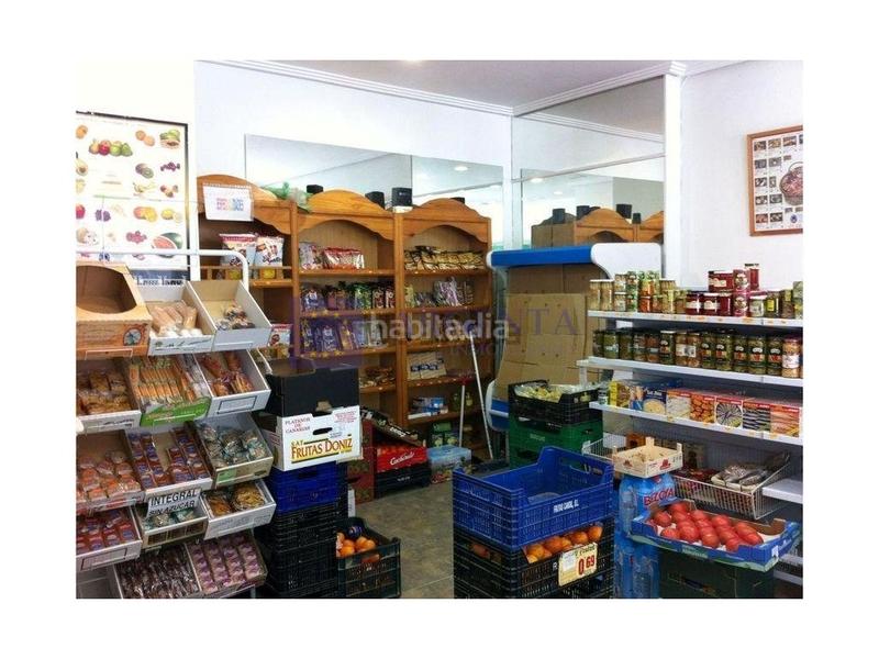 Foto 8779f078-e96f-4ab7-85f5-a582f5eb2b9d. Alquiler local comercial local canovas en Centro Cáceres