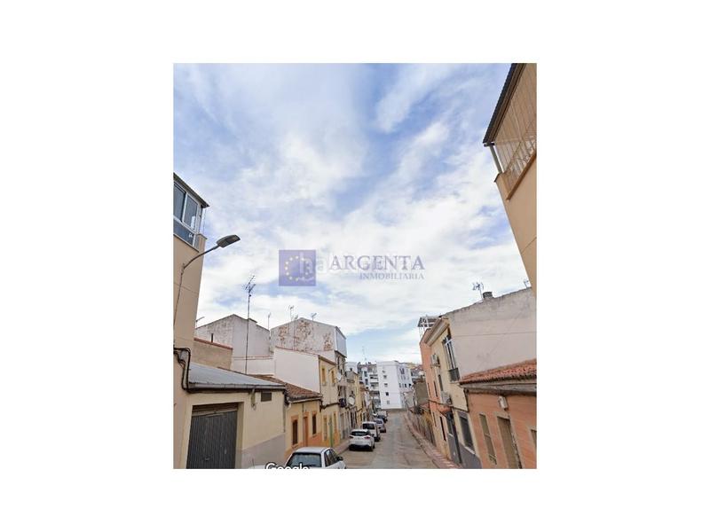 Foto 56ffe874-e01d-43b9-bd54-34a936973ae5. Rent business premise in nuevo Cáceres Cáceres