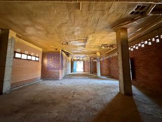 Location Local commercial  N/a. Local nuevo caceres