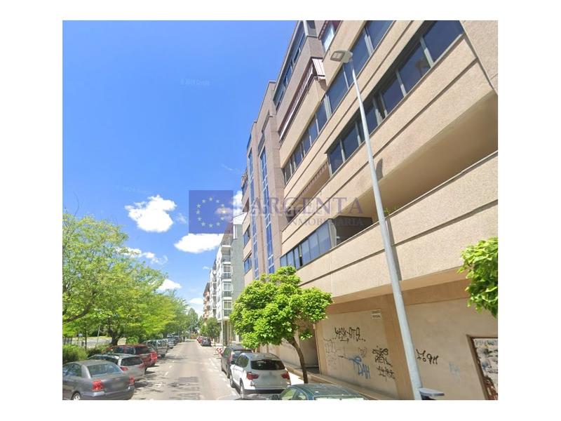 Foto 61d1c7a4-157e-47fb-9d6a-827743598456. Lloguer local comercial a Ruta de la Plata Cáceres