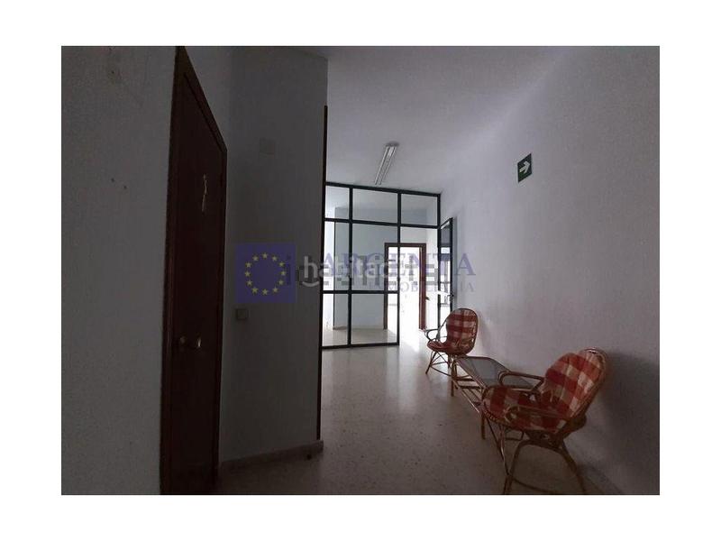 Foto 12544ee7-0d62-4cef-b5a5-106d0bba46d9. Büro in Centro Cáceres