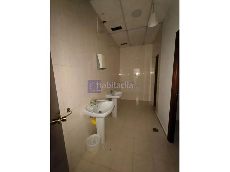 Foto 90e8e561-78fa-4fba-a809-1ae5f459a05c. Local comercial a Centro Cáceres