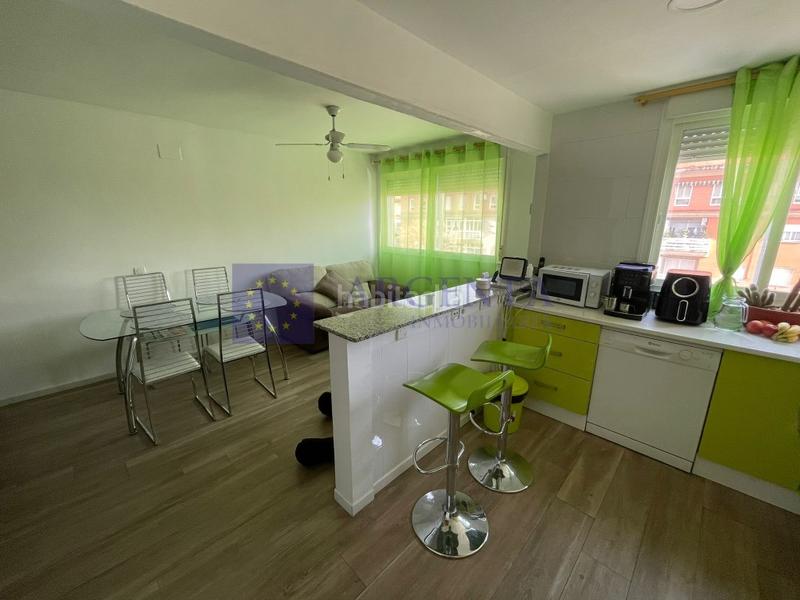 Foto 3b870c66-5528-4239-9318-d5e5204476d3. Duplex with parking in Montesol - Mejostilla Cáceres