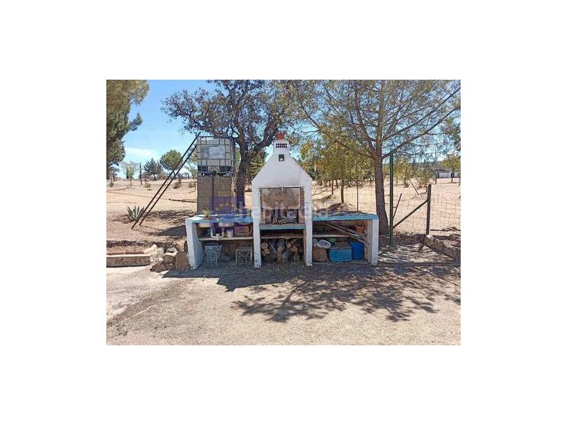 Foto 6451b7d7-2e25-48c9-8de1-5f3685bcb9ba. Masia a Estación Arroyo Malpartida Cáceres