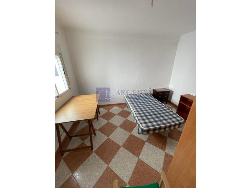 Foto 507faaf3-6a41-441d-ab09-ee161234b9c1. Alquiler piso  alquiler Centro en Centro Cáceres