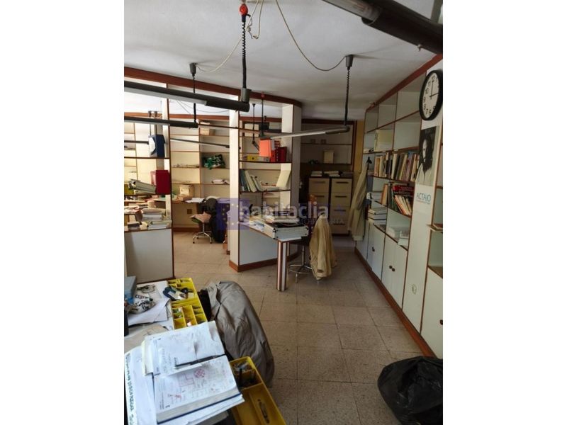 Foto b28ec55f-d161-4656-bf18-1250bbe8794d. Alquiler local comercial se alquila local oficina en Cáceres