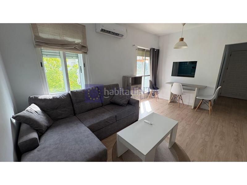 Foto 592a9910-fb0b-427f-9976-6df05e60ddbd. Alquiler piso alquiler piso llopis 2 habitaciones en Cáceres