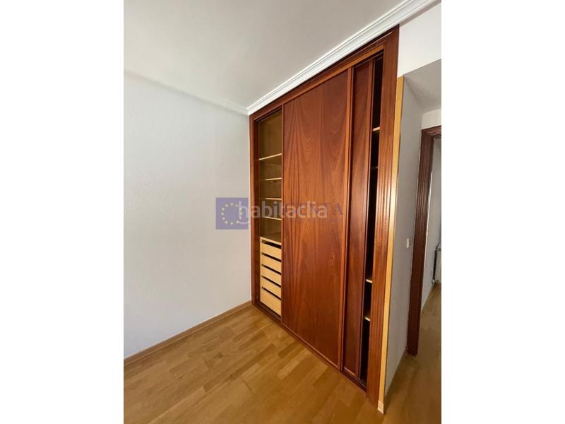 Foto 81677eb1-2c60-4fee-8f6f-071e9f8631f7. Rent flat with parking in Centro Cáceres