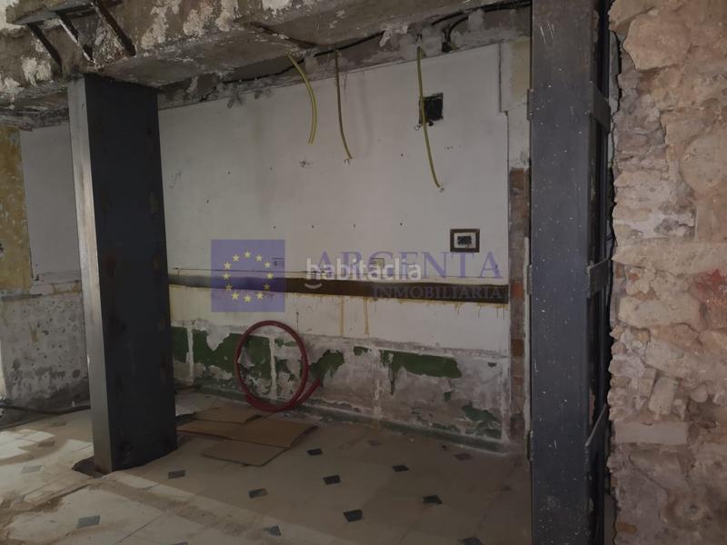 Foto fc28977f-30f2-4e8a-bc49-a7df89ed455e. Lloguer local comercial a Casco Antiguo Cáceres