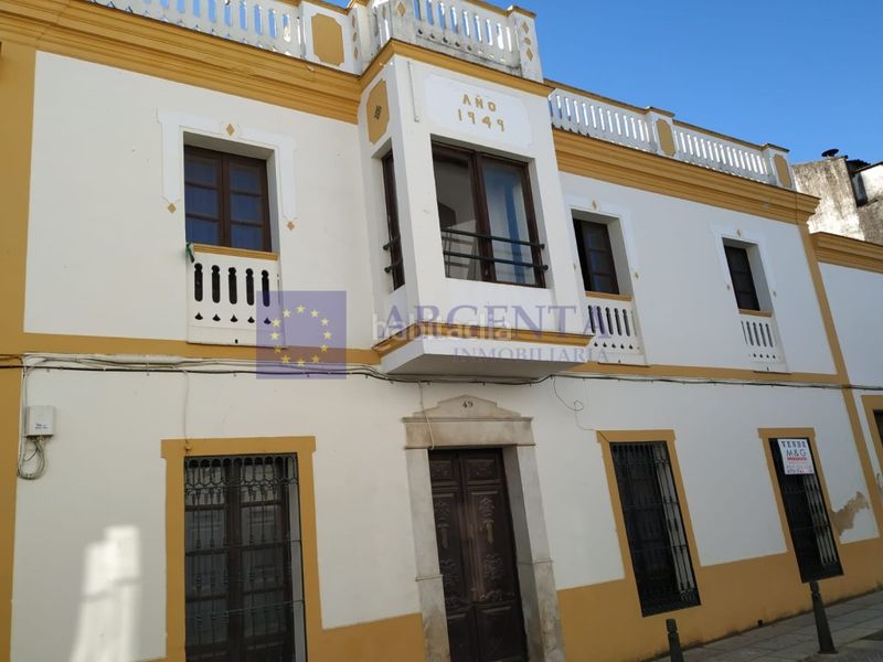 Foto 95716156-a7e2-44b3-ba3d-2efbbf2620e3. Casa amb aparcament a Alcuéscar