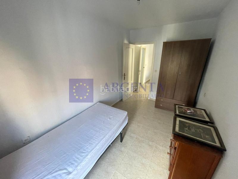 Foto 163f615f-58d9-4928-ba71-96e0ed70e8e8. Piso  venta zona cánovas 4 habitaciones en Casco Antiguo Cáceres