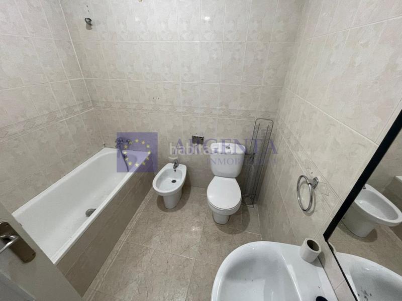 Foto 51c00387-6522-4f29-a983-caddae80c18a. Piso  venta zona cánovas 4 habitaciones en Casco Antiguo Cáceres