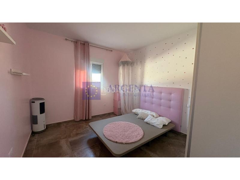 Foto 8076e07c-d196-4a21-9eba-f3e900726fde. Alquiler chalet  venta polígono ganadero en Cáceres