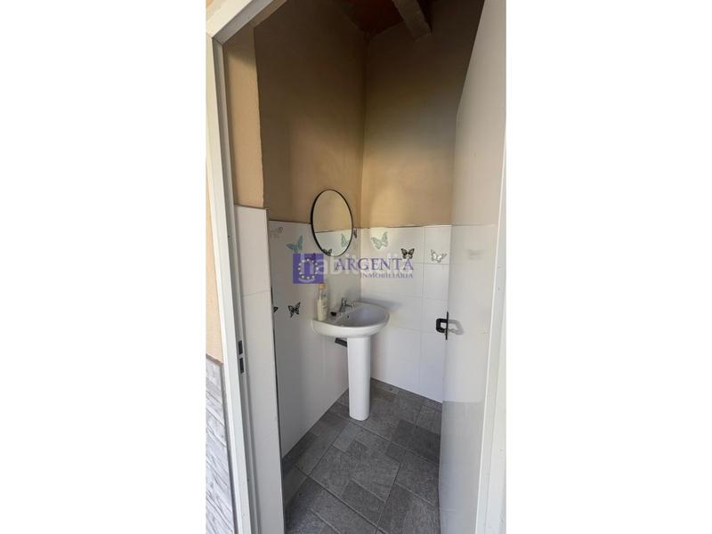 Foto 1d76e6a8-a3fa-4b13-9e61-db0983265b06. Location chalet avec parking piscine dans Montesol - Mejostilla Cáceres