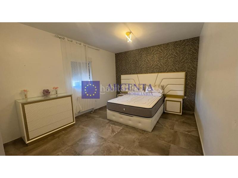 Foto 4dd8ffa3-80b6-4285-914c-e9e402e810d4. Miete chalet mit parking pool in Montesol - Mejostilla Cáceres