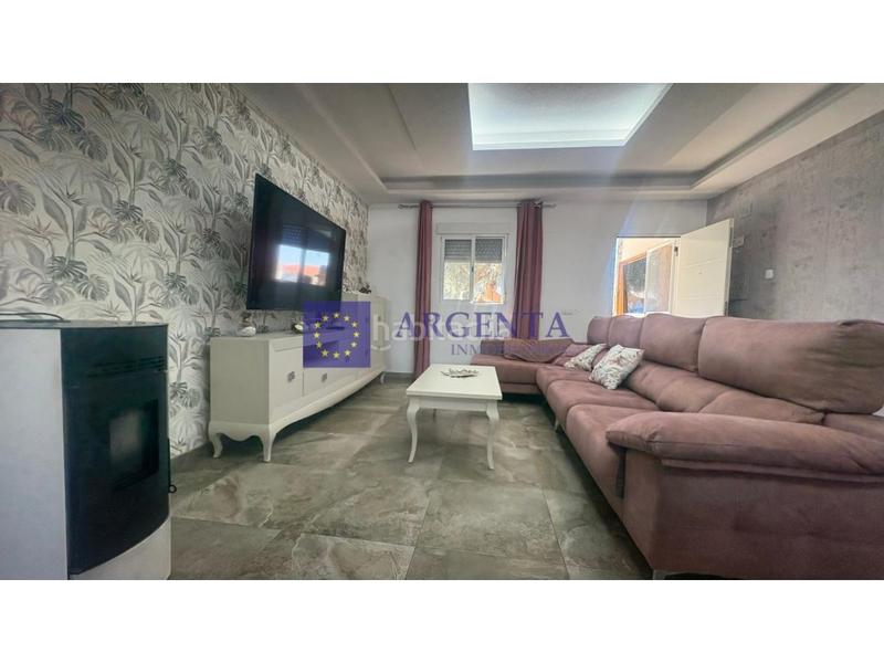 Foto fcbb6c05-c4c1-4580-96d6-a9192101b0d9. Miete chalet mit parking pool in Montesol - Mejostilla Cáceres