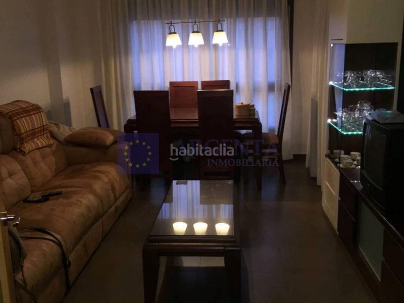 Foto 7df310e4-6292-4f9e-8e23-56462fc7cd86. Piso  venta casa plata en nuevo Cáceres Cáceres