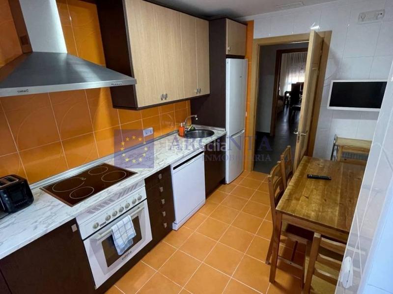 Foto ae9dbbcf-56fc-4f33-8351-0d46c5be0cc3. Piso  venta casa plata en nuevo Cáceres Cáceres