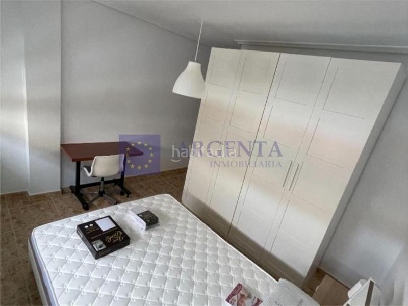 Foto 2e2a51ff-37e3-4c80-b4a9-d19eca4573c3. Affitto appartamento in Casco Antiguo Cáceres