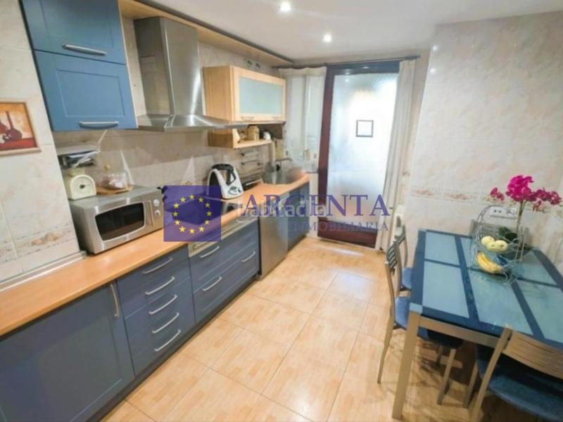 Foto ac506242-441d-4a91-a982-2d43e2b75de3. Pis amb aparcament a Ruta de la Plata Cáceres