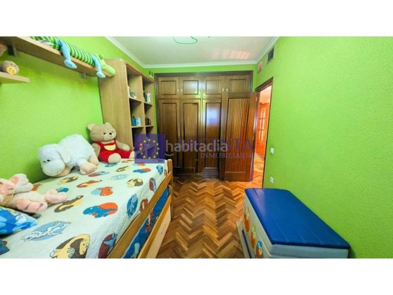 Foto fcca5f92-67cb-42d0-b200-a6dd4bd517ac. Pis amb aparcament a Ruta de la Plata Cáceres