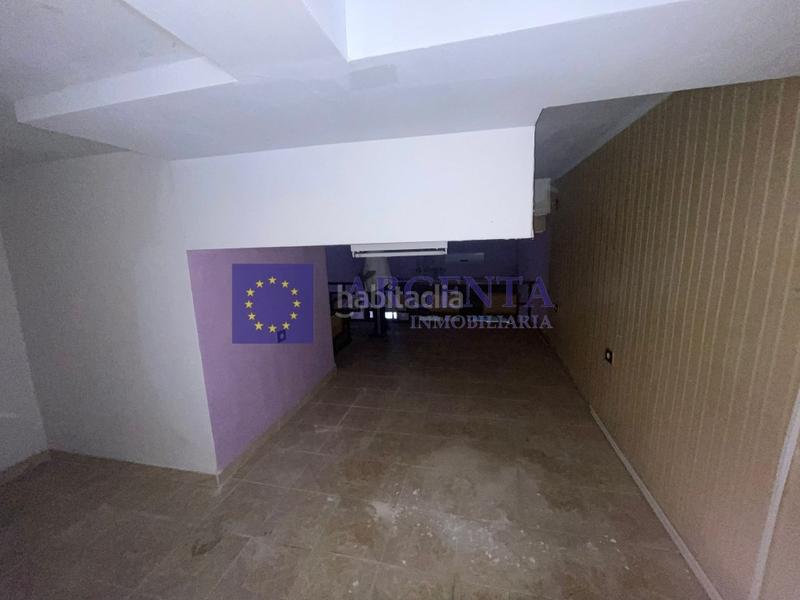 Foto 4e0db92f-0dce-4354-a29f-8b81eb6b69ba. Alquiler local comercial se alquila local comercial Centro en Cáceres