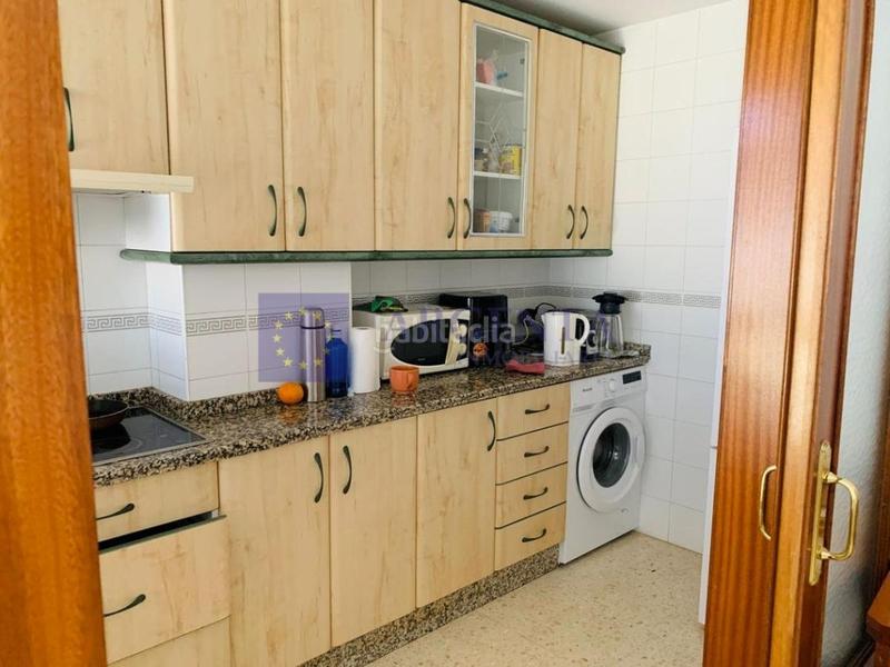 Foto e68fc4f2-8426-409c-b127-121b5afa96fb. Alquiler apartamento  alquiler san blas en Cáceres