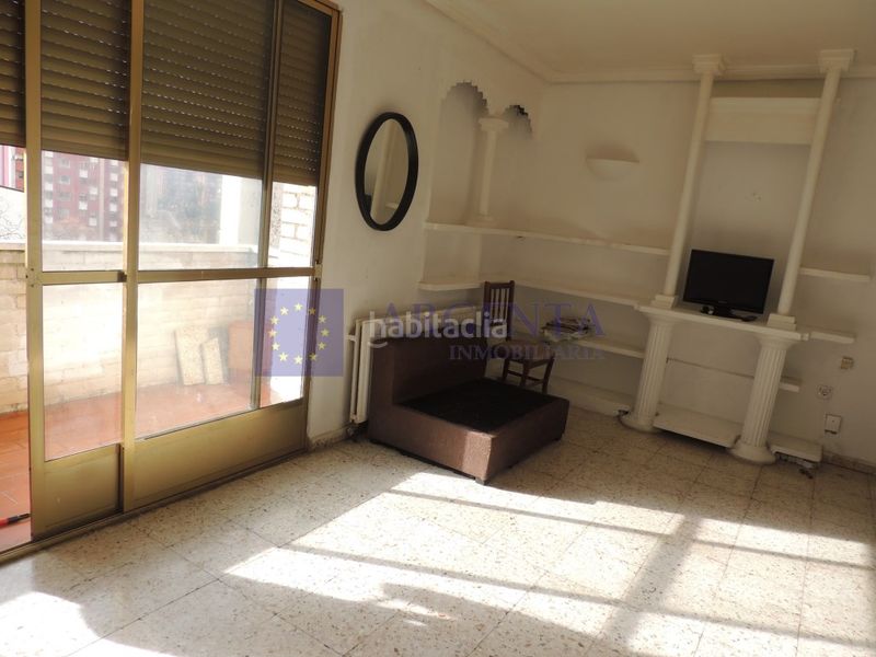 Foto b1f22642-3c5a-4816-80b7-30ee6581fd7e. Pis a Centro Cáceres