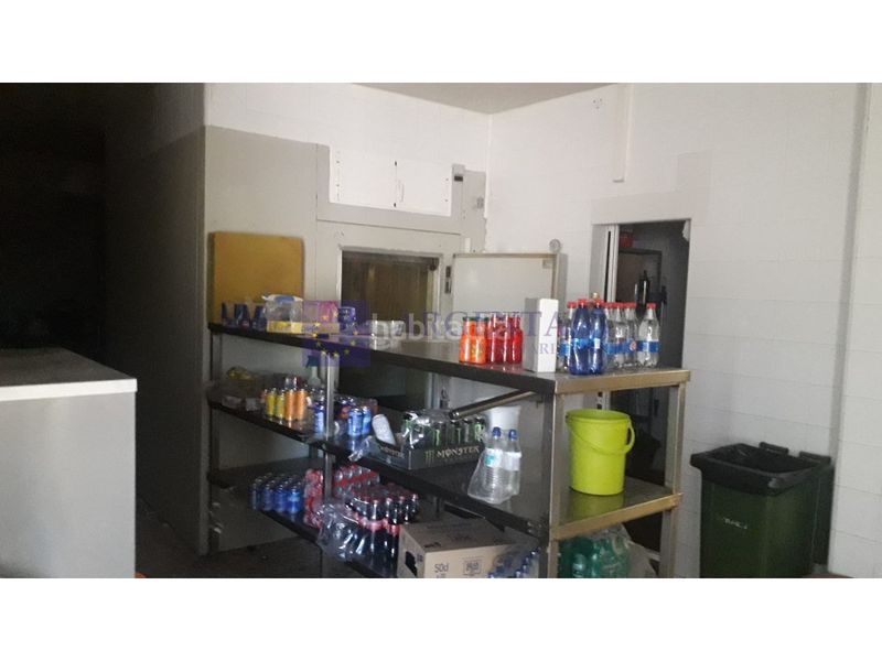 Foto e39d16b7-ff2c-487e-8d34-3c0d503e2161. Business premise in Castañar de Ibor