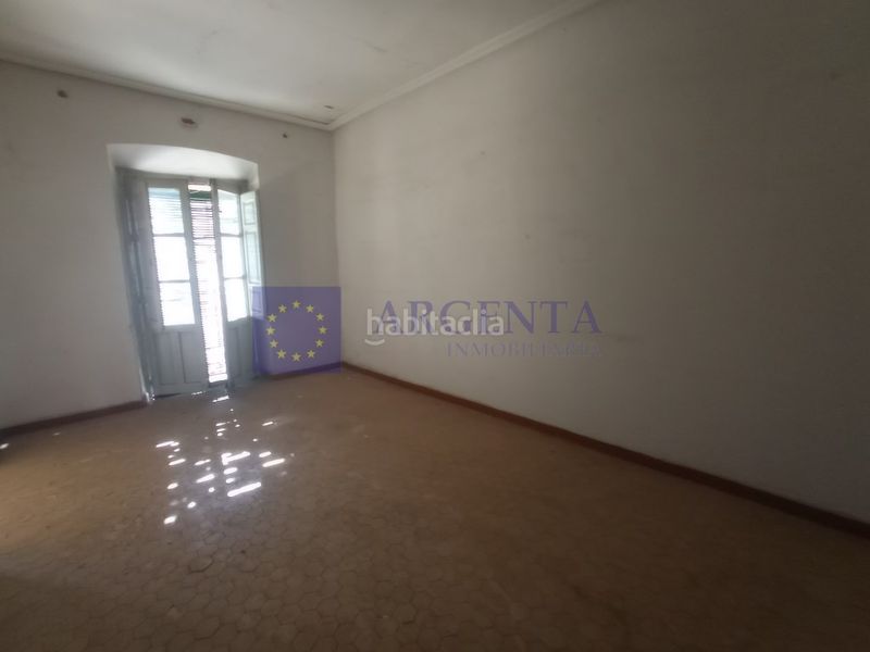 Foto 0213b293-a7a6-40e9-85be-b15da85a9210. Piso venta inmueble gran teatro en Casco Antiguo Cáceres