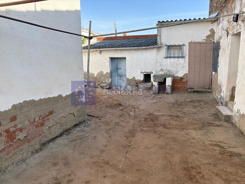 Foto e7455904-a3a3-4243-ac13-348a9465a8c9. Casa venta casa de pueblo en Plasenzuela