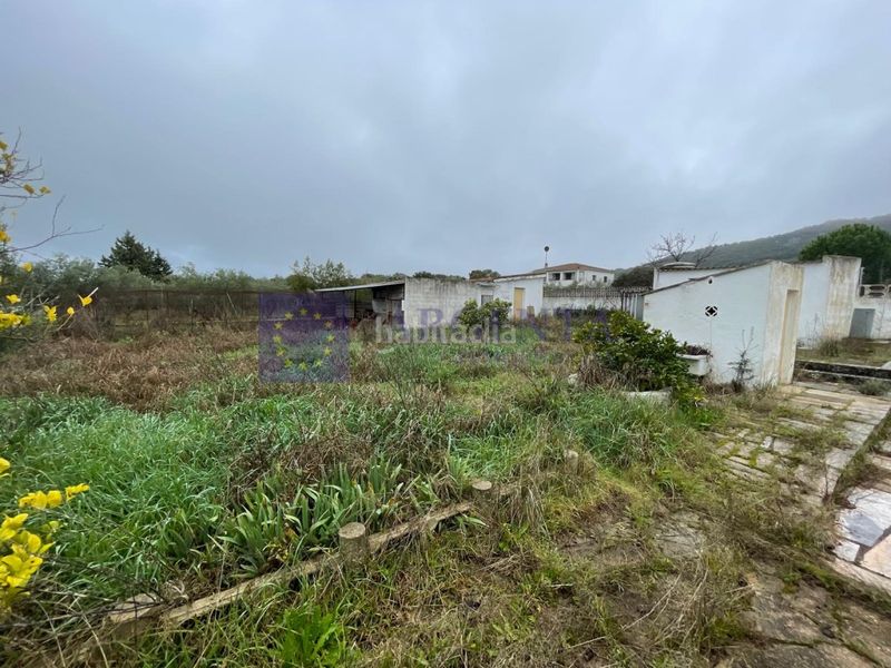 Foto ba353a18-a566-4e6a-a60d-ce6c7e239a37. Chalet mit pool in Sierra de Fuentes