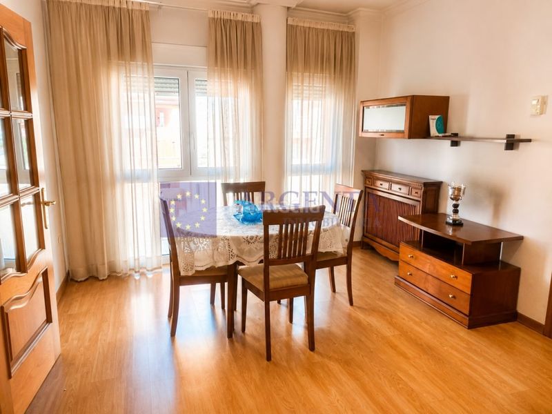 Foto 5de5d37e-c2fe-46b8-a142-5792ba16e86e. Lloguer pis amb aparcament a Casco Antiguo Cáceres