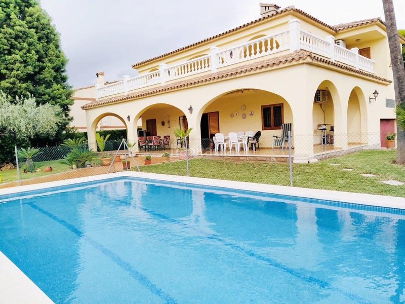 Foto 58ea17e7-d684-47d1-8035-8b6e3813041c. Chalet avec chauffage parking piscine dans Heliópolis Benicasim / Benicàssim