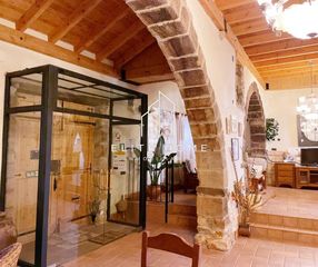Casa a Cabanes. Magnífica casa rural con historia en un entorno natural extraord