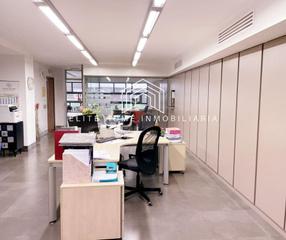 Rent Office space in Hospital - Plaza del Real. Oficinas de diseño cerca del centro de castellón