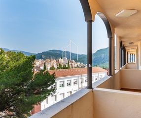 Edifici a Llucena / Lucena del Cid. Hotel lucena  un negocio y una forma de vida en un lugar privile