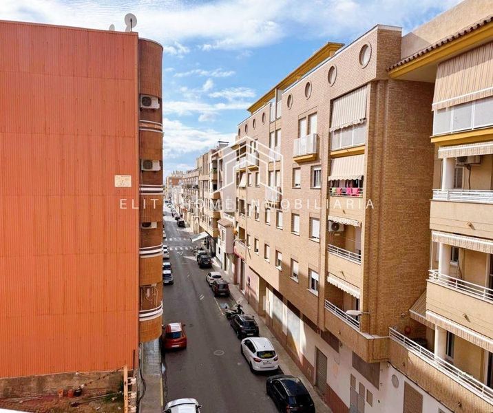Foto ed4d5de6-1fac-4ad3-a95c-1119801b712e. Pis amb calefacció a Centro Almazora / Almassora