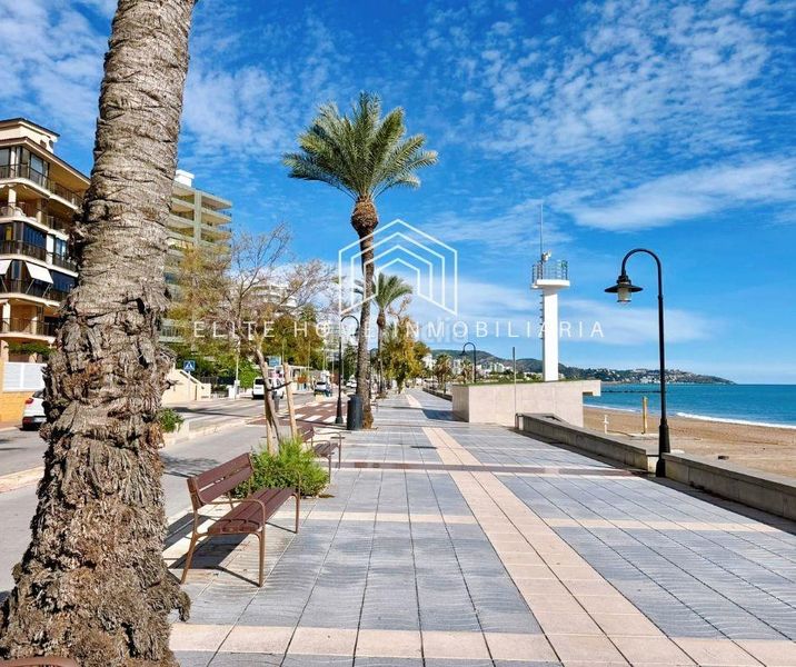 Foto 1dab3751-c7d2-4957-850d-87da16266527. Apartament amb aparcament piscina a Heliópolis Benicasim / Benicàssim